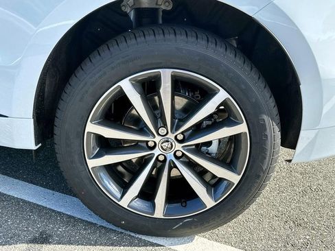 New 2025 Jaguar F-PACE R-Dynamic S image 3