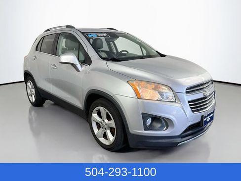 Used 2015 Chevrolet Trax LTZ FWD image 4