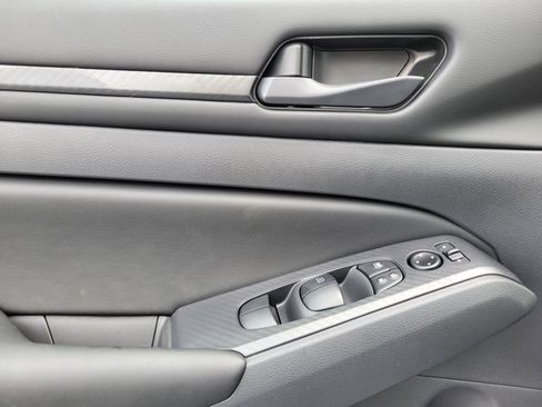 New 2025 Nissan Altima 2.5 S image 17