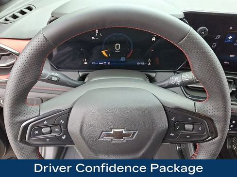Used 2026 Chevrolet TrailBlazer RS w/ Convenience Package AWD/4WD image 4