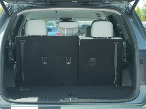 Used 2025 Hyundai Palisade SEL FWD image 18