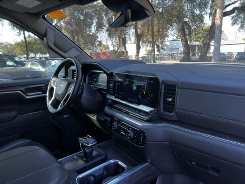 Used 2024 Chevrolet Silverado 1500 LTZ w/ LTZ Premium Package image 49