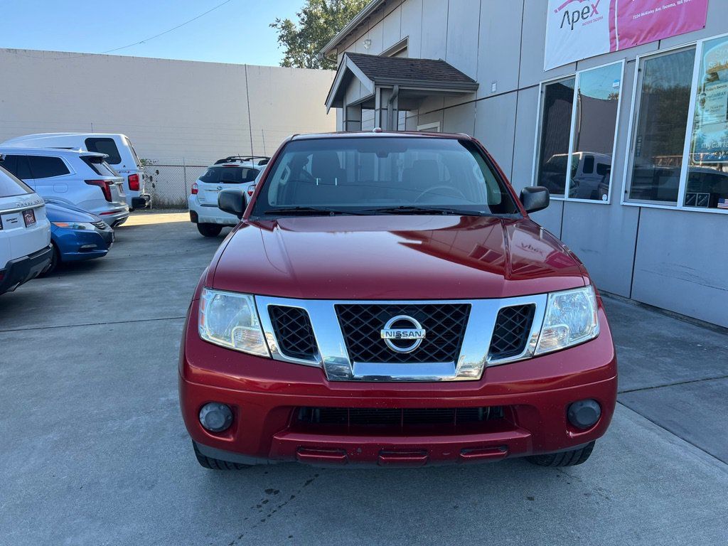 Used 2014 Nissan Frontier SV RWD image 2