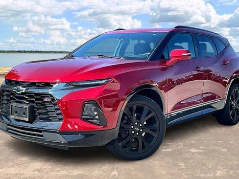 Used 2021 Chevrolet Blazer RS w/ Enhanced Convenience Package image 3