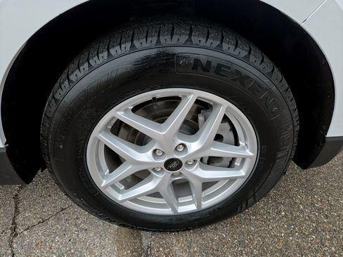 Used 2024 Ford Edge SEL image 36