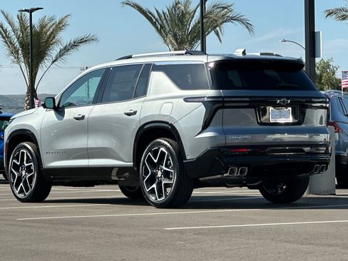 New 2026 Chevrolet Traverse High Country image 6