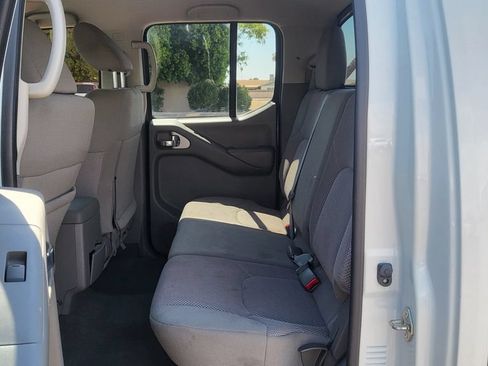 Used 2019 Nissan Frontier SV RWD image 23