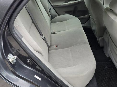 Used 2010 Toyota Corolla LE FWD image 30