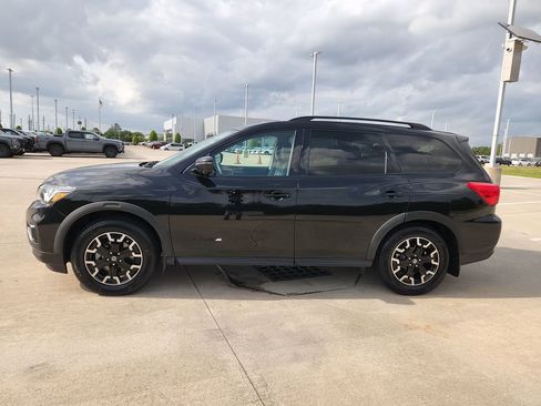 Used 2020 Nissan Pathfinder SL image 8