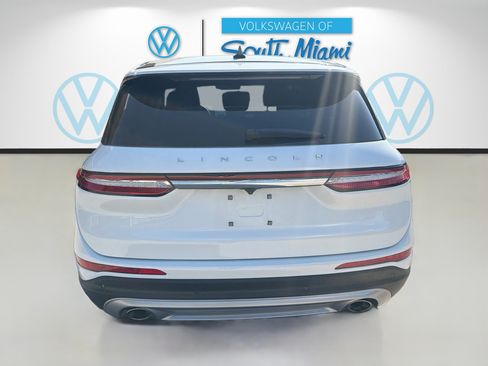 Used 2023 Lincoln Corsair FWD image 6