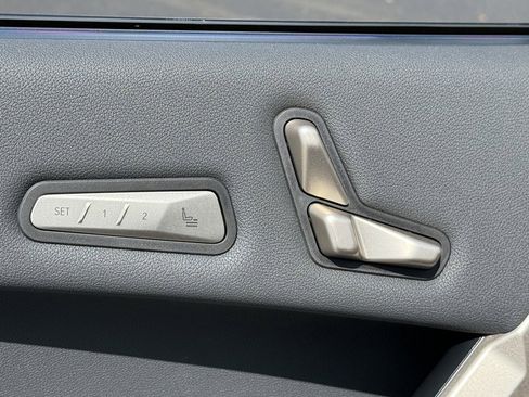 Used 2025 BMW iX xDrive50 w/ Premium Package image 20