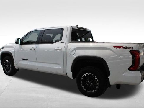 Certified 2025 Toyota Tundra SR5 w/ TRD Off-Road Package AWD/4WD image 11