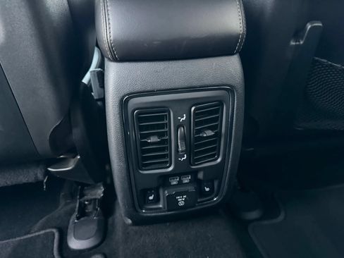 Used 2014 Jeep Grand Cherokee Limited w/ Trailer Tow Group IV RWD image 31