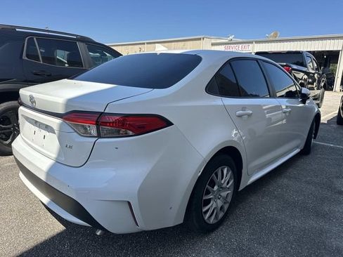 Used 2022 Toyota Corolla LE FWD image 8