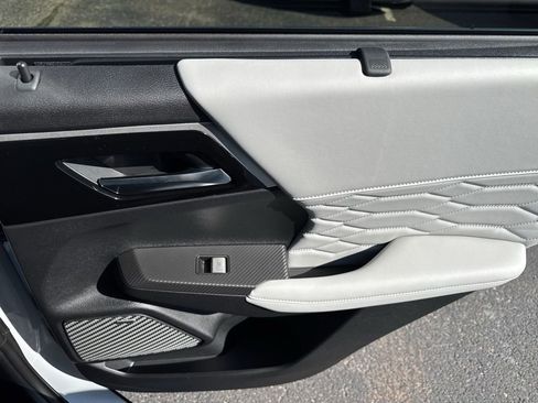 New 2026 Mitsubishi Outlander SEL FWD image 28