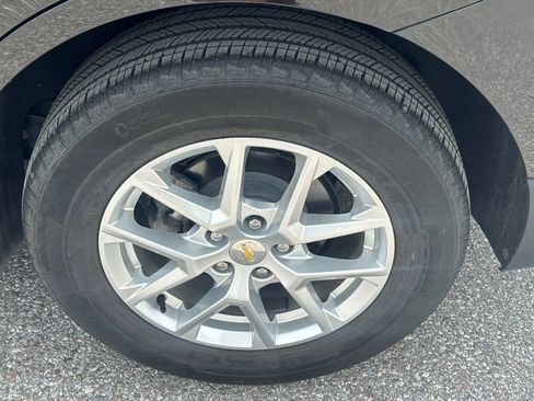 Used 2022 Chevrolet Equinox LS FWD image 8
