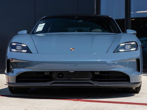 Certified 2026 Porsche Taycan AWD/4WD image 8