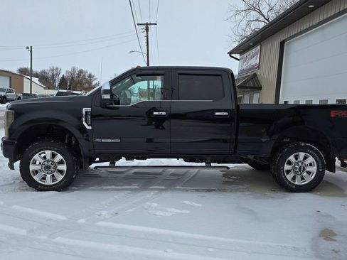 Used 2018 Ford F350 Platinum w/ Platinum Ultimate Package AWD/4WD image 1