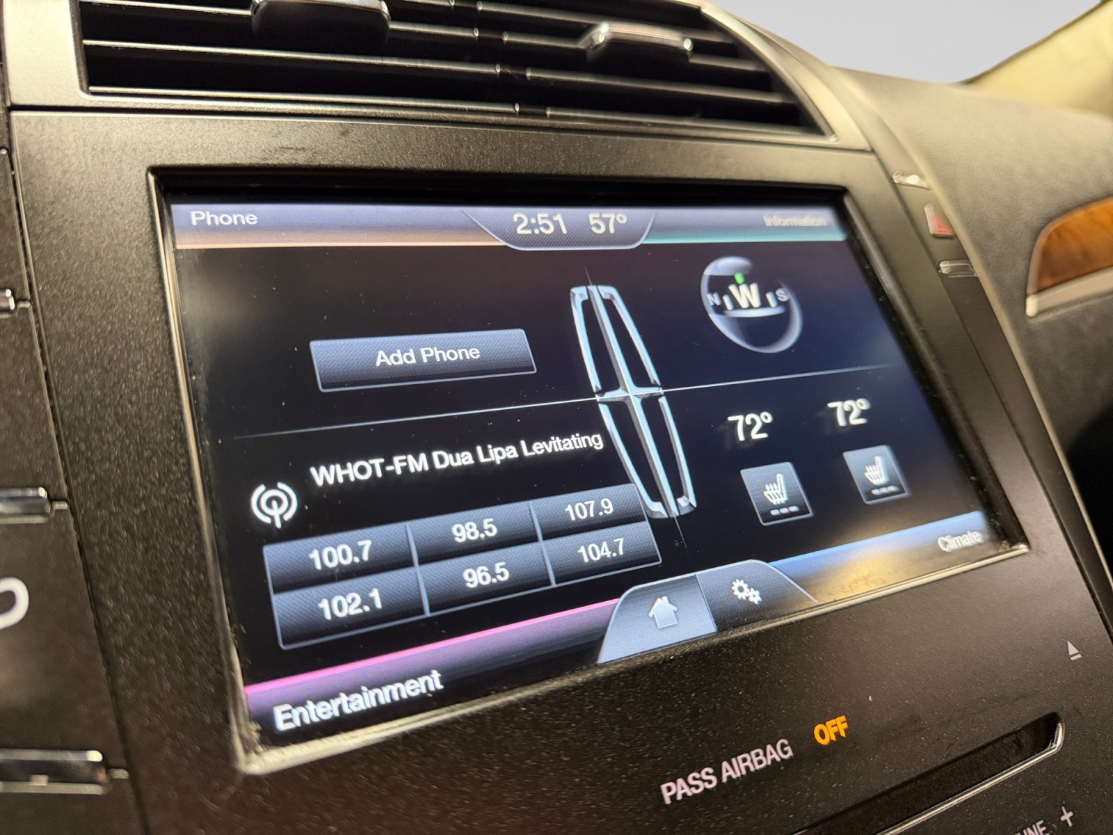 Used 2016 Lincoln MKZ AWD image 28