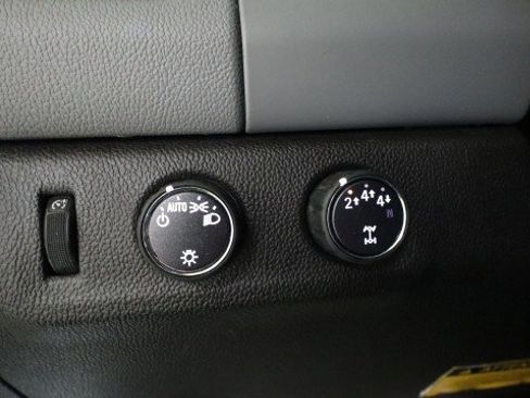 Used 2021 Chevrolet Colorado W/T w/ WT Convenience Package image 15