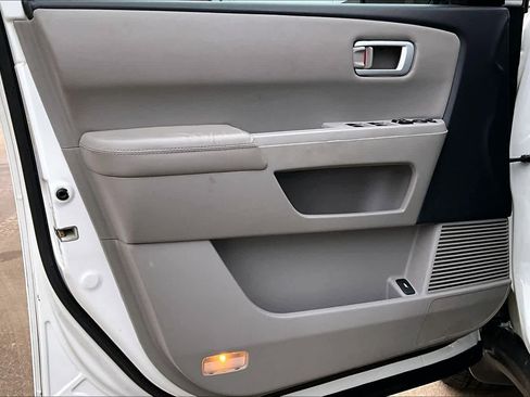 Used 2015 Honda Pilot EX-L image 23