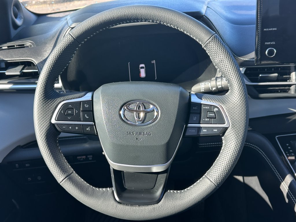 Used 2026 Toyota Sienna XSE AWD/4WD image 20