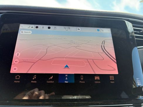 Used 2024 Jeep Wagoneer L Series II w/ Flexible Seating Group image 28