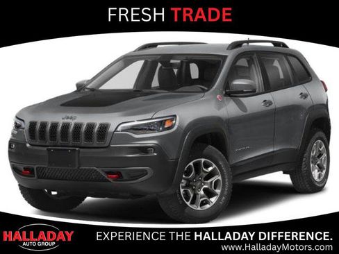 Used 2020 Jeep Cherokee Trailhawk w/ Cold Weather Group AWD/4WD image 1