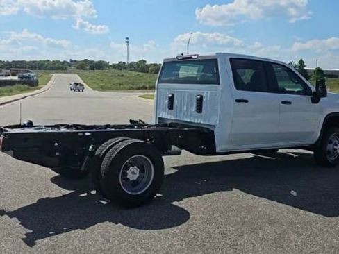 New 2025 Chevrolet Silverado 3500 W/T AWD/4WD image 8