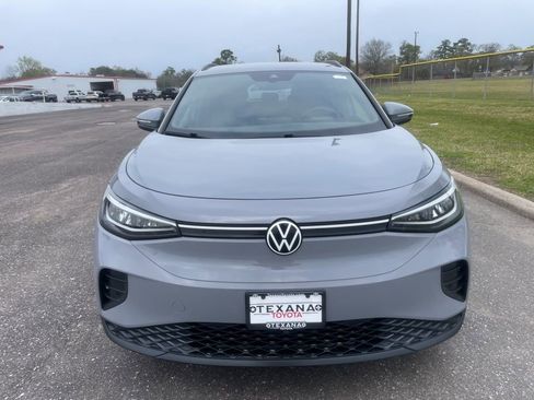 Used 2021 Volkswagen ID.4 Pro image 3
