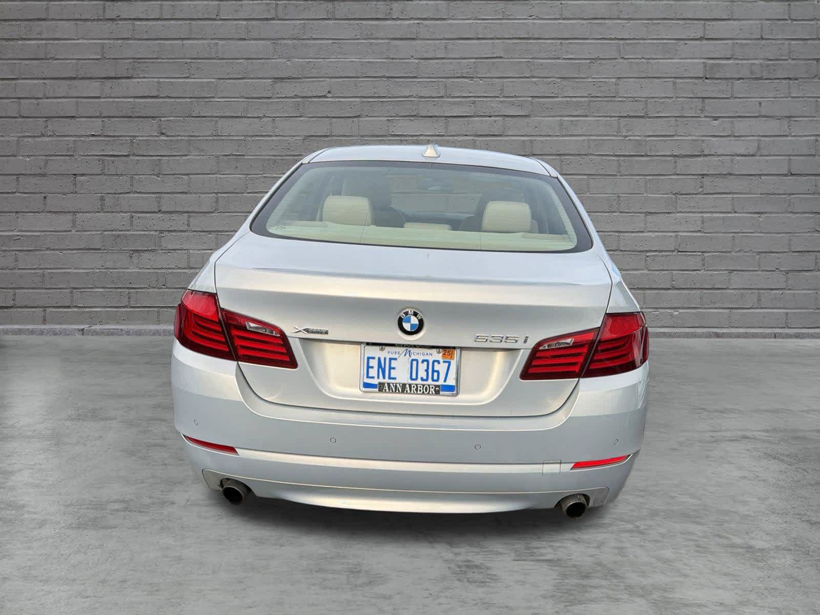 Used 2013 BMW 535i xDrive Sedan AWD/4WD image 7