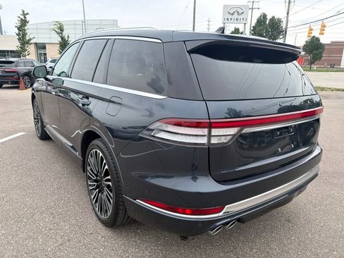 Used 2023 Lincoln Aviator Black Label w/ Class IV Trailer Tow Package AWD/4WD image 7