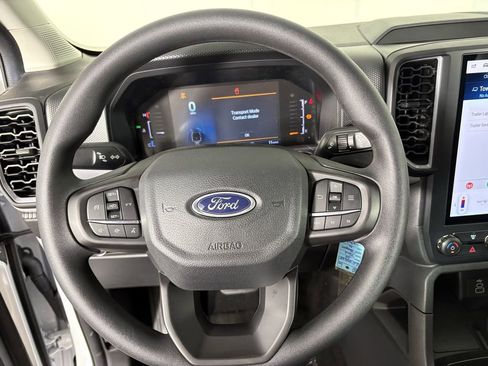 New 2025 Ford Ranger XL image 28