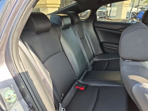Used 2020 Honda Civic Sport image 18