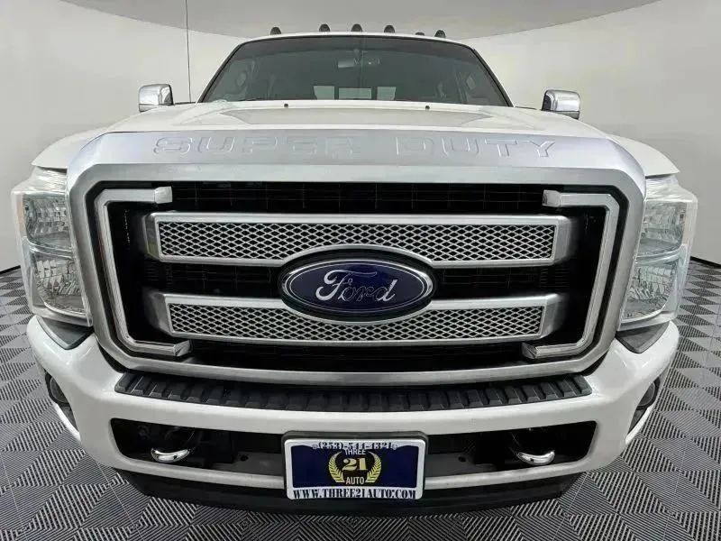 Used 2016 Ford F350 Platinum AWD/4WD image 3