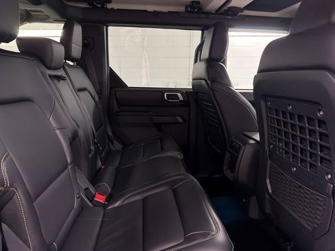 New 2026 Ford Bronco Badlands image 29