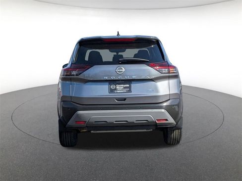 Used 2023 Nissan Rogue S image 6
