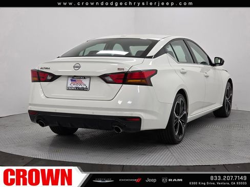 Used 2024 Nissan Altima 2.5 SR FWD image 7