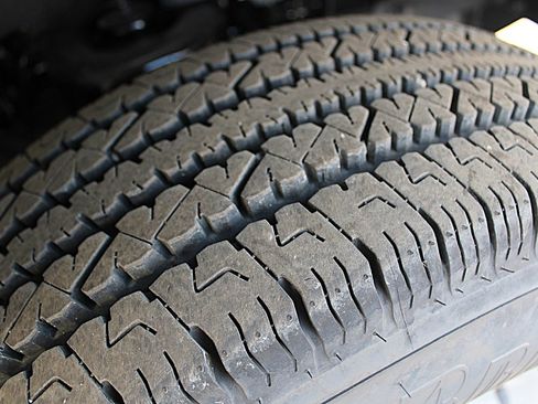 Used 2025 GMC Savana 2500 w/ Driver Convenience Package image 29