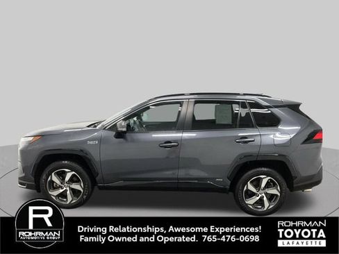 Used 2023 Toyota RAV4 SE w/ Weather & Moonroof Package AWD/4WD image 3