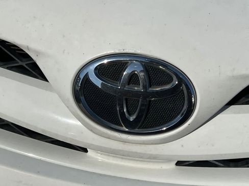 Used 2012 Toyota Corolla LE w/ Premium Pkg FWD image 13