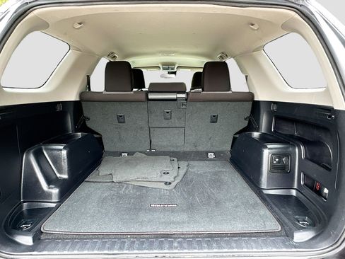 Used 2022 Toyota 4Runner SR5 image 24