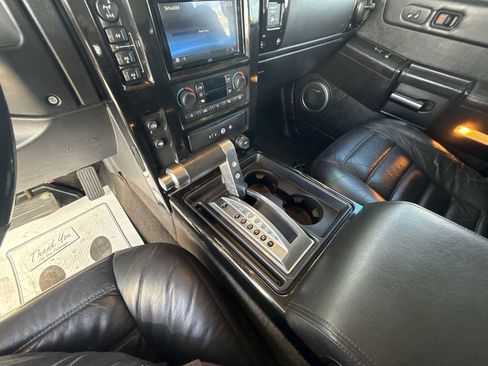 Used 2006 HUMMER H2 w/ Limited Edition H2 AWD/4WD image 21