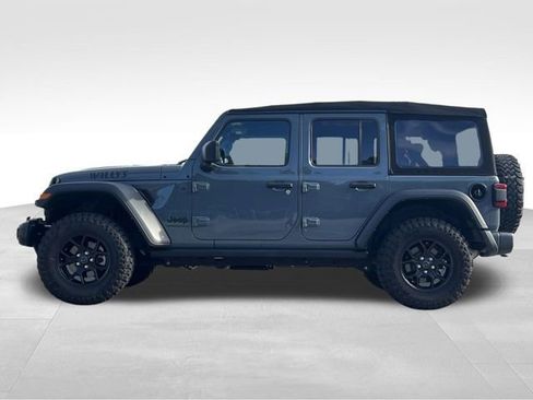 Used 2024 Jeep Wrangler Willys image 2
