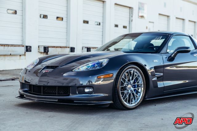 Used 2009 Chevrolet Corvette ZR1 w/ Preferred Equipment Group RWD image 63