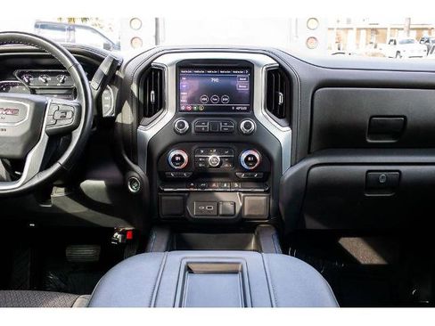 Used 2022 GMC Sierra 1500 Elevation w/ X31 Off-Road Package image 16
