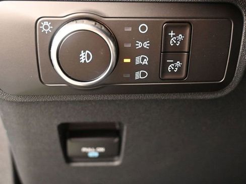 New 2025 Ford Bronco Outer Banks image 9