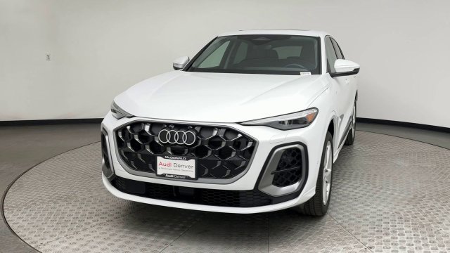 Used 2025 Audi Q5 Premium Plus AWD/4WD image 7