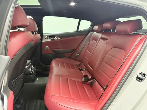 Used 2020 Kia Stinger GT2 image 41