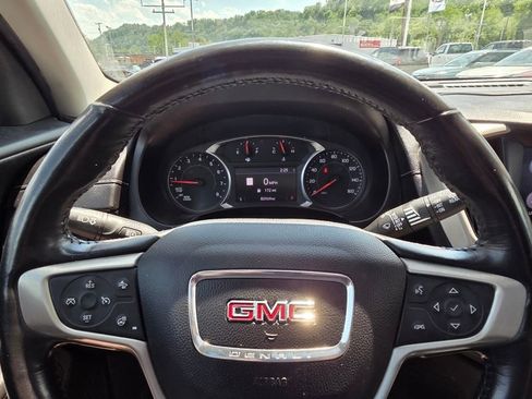 Used 2019 GMC Terrain Denali w/ Advanced Safety Package AWD/4WD image 15